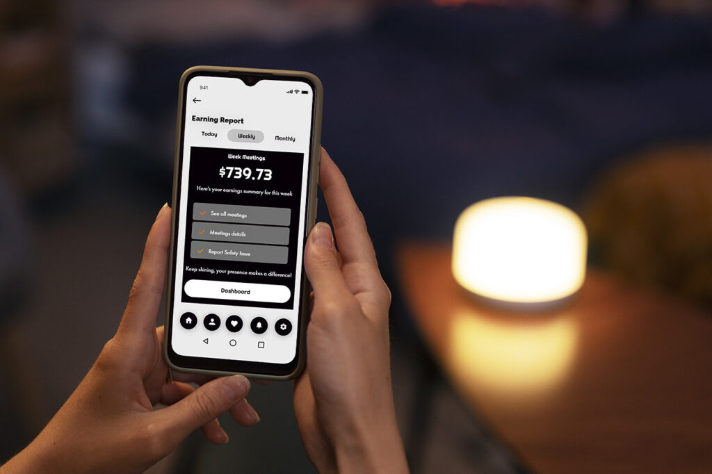 corgra holding phone